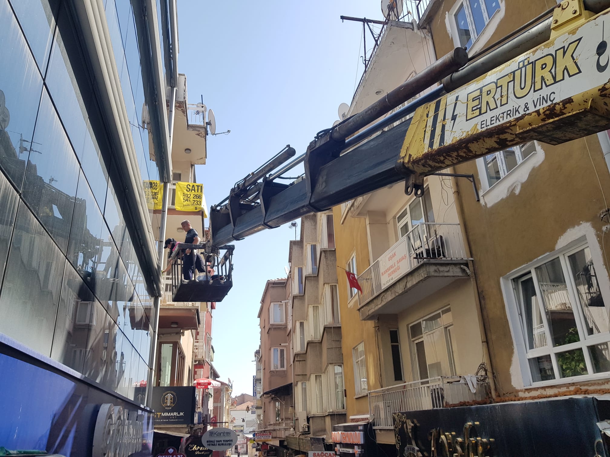 Cam Cephe Bina Temizliği, Dış Cephe Cam Temizliği, Bina Dış Cam Temizliği