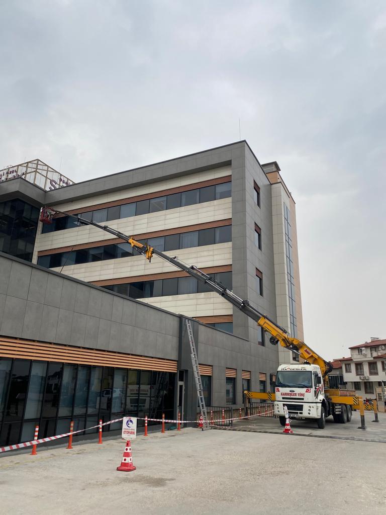 Özel Hastane Dış Cephe Temizliği (13)